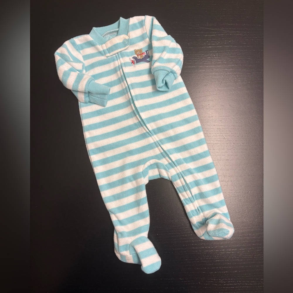 ⭐️2/$13.00⭐️ Carter’s NB Striped Sleeper